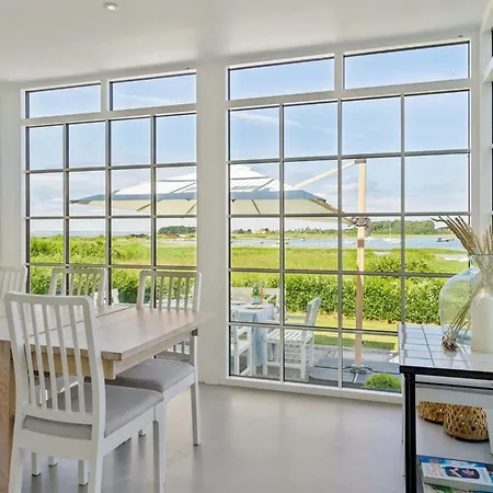 Devis - 75m From The Sea By Interhome